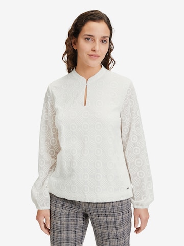 Betty & Co Blouse in White