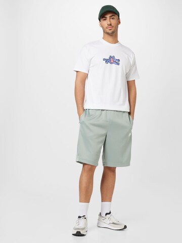 Nike Sportswear regular Παντελόνι σε πράσινο