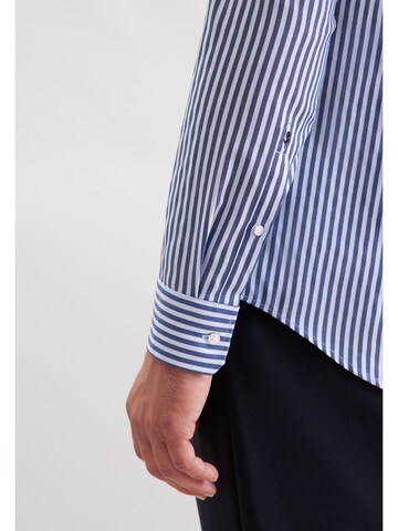 Coupe slim Chemise business 'SMART CLASSICS' SEIDENSTICKER en bleu
