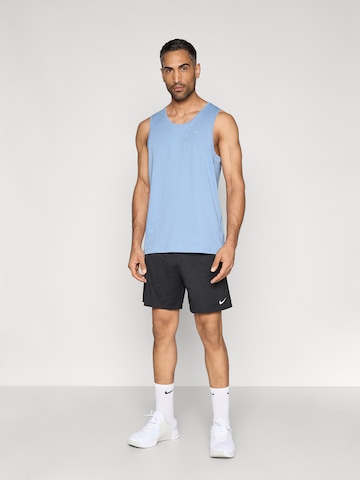 NIKEregular Sportske hlače 'FLEX' - crna boja