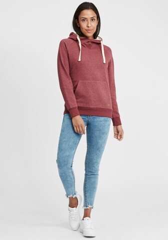 Sweat-shirt 'Julia' Oxmo en rouge