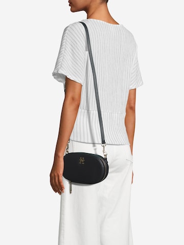 TOMMY HILFIGER Crossbody Bag in Blue