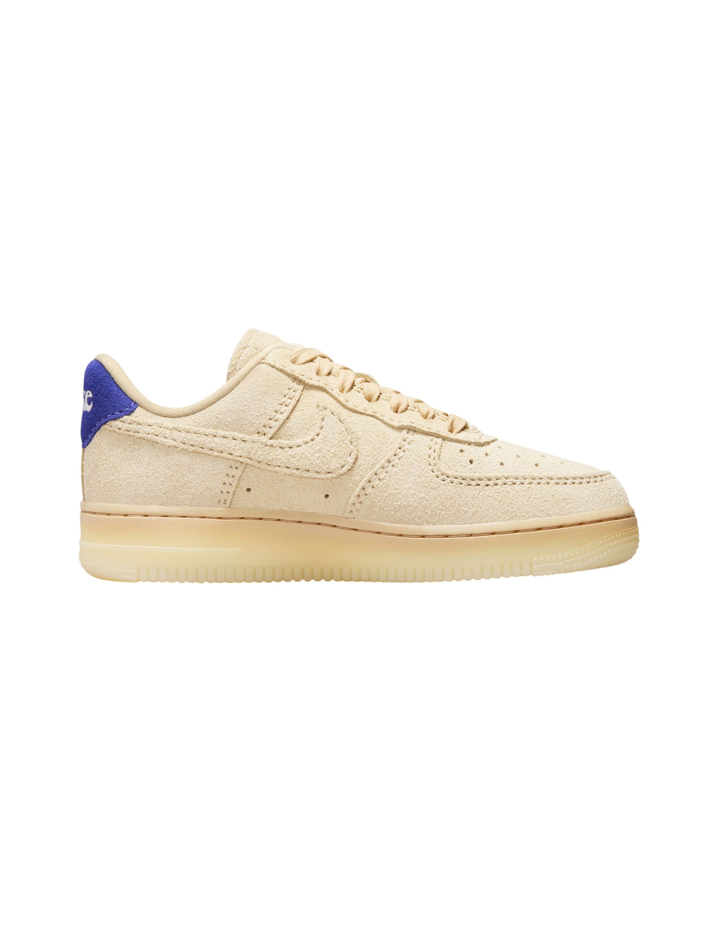 Sneaker bassa 'WMNS AIR FORCE 1 '07 LX W' di Nike Sportswear in beige