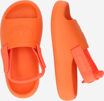 ADIDAS ORIGINALS Avonaiset kengät 'ADIFOM ADILETTE' värissä oranssi