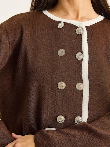 Cardigan Bianco Lucci en marron