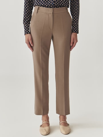 TATUUM Štandardný strih Nohavice s pukmi 'LANKA 1' - Hnedá: predná strana