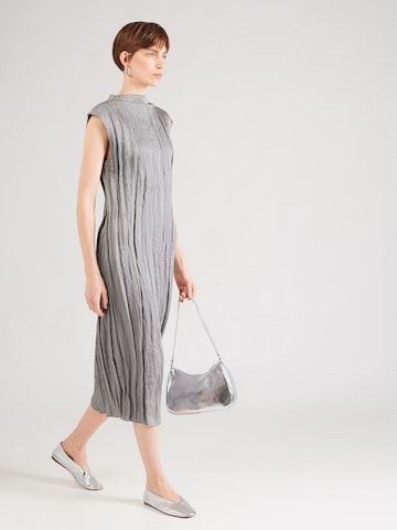 & Other Stories Šaty – šedá
