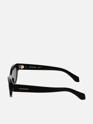 FERRAGAMO Sunglasses in Black
