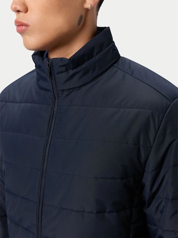 Veste mi-saison 'Men's CashmereTECH Jacket' GOBI Cashmere en bleu