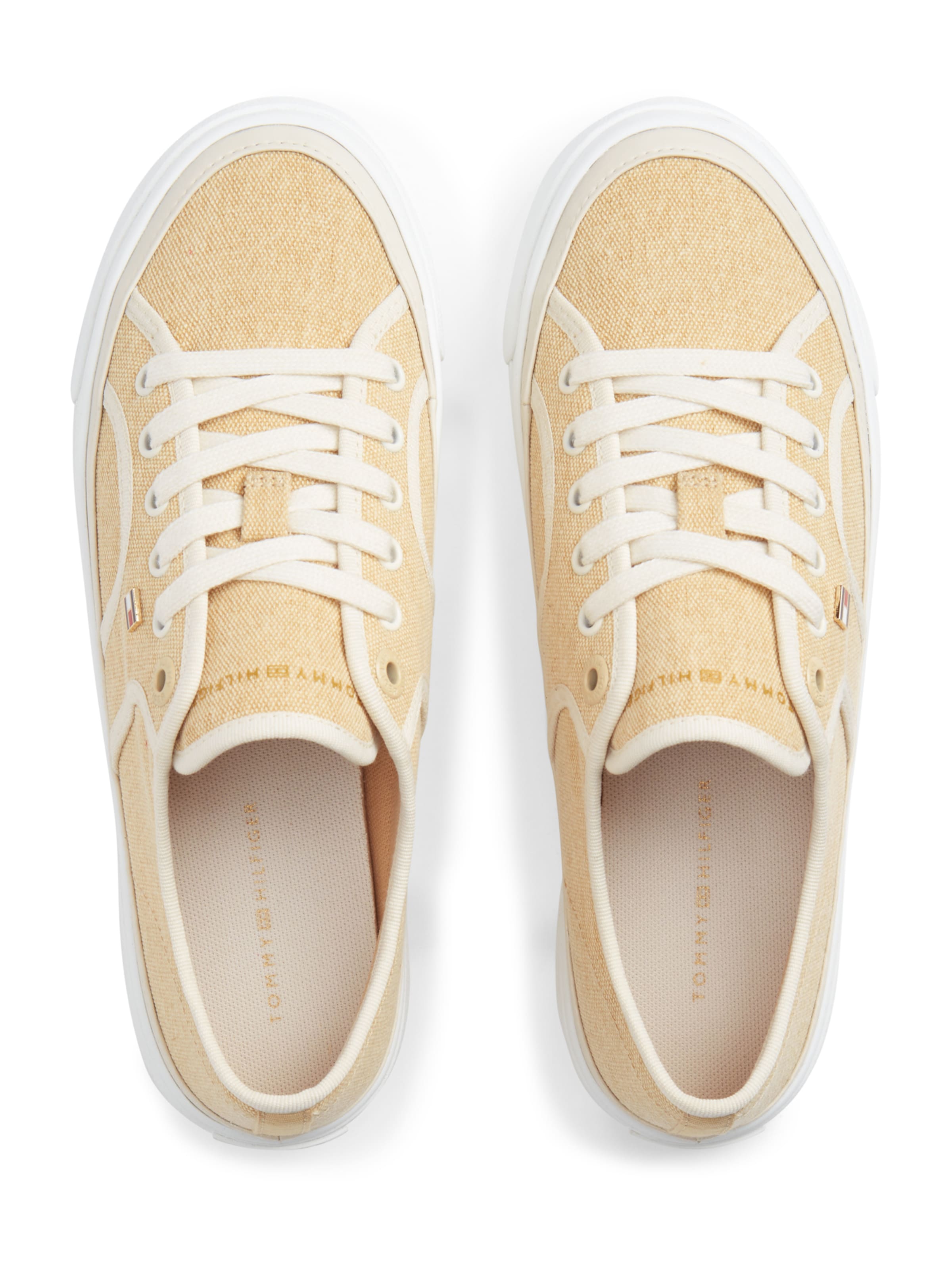 TOMMY HILFIGER Σνίκερ χαμηλό σε μπεζ