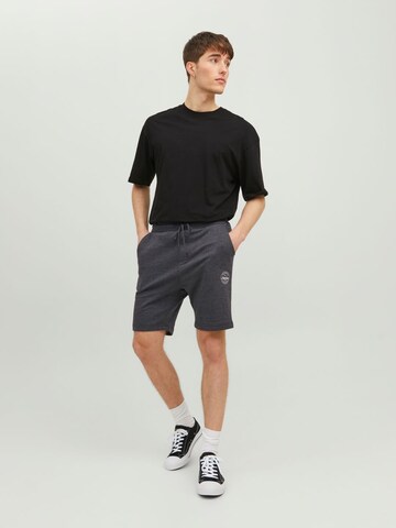 JACK & JONES - Regular Calças 'Shark' em cinzento