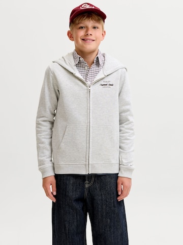 Jack & Jones Junior Sweatvest 'JORNORREBRO TYPO' in Wit: voorkant