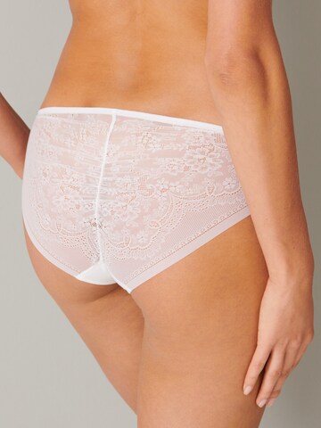 Slip 'Invisible Lace' SCHIESSER en blanc