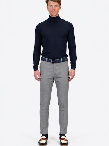 Laurent Vergne Sweater in Blue