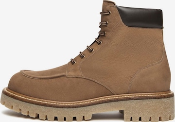 Bottines à lacets Nero Giardini en marron : devant