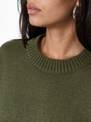Hiccup - Pullover em verde