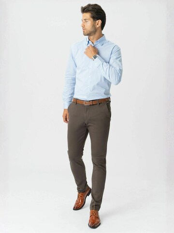 TEESHOPPEN - Regular Fit Camisa ' The Original ' em branco