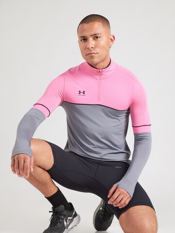 UNDER ARMOUR - Camiseta funcional 'Challenger' en gris: frente
