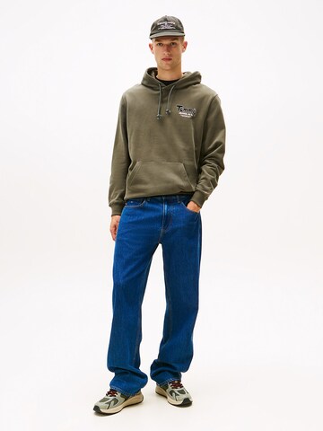 Tommy Jeans Sweatshirt in Green