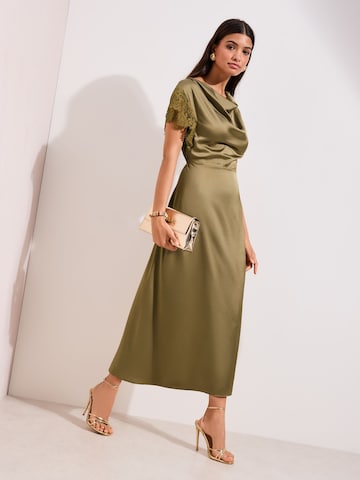 Friends Like These Вечернее платье в Зеленый