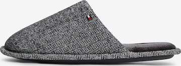 TOMMY HILFIGER Hausschuh in Grau: Vorderseite