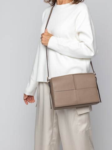 Picard Shoulder bag 'Claire' in Beige