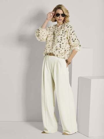 MADELEINE Sweatshirt in Beige