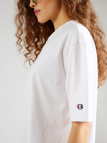 Champion Authentic Athletic Apparel - Camisa oversized em branco