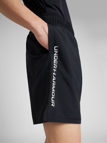 UNDER ARMOUR regular Παντελόνι φόρμας σε μαύρο