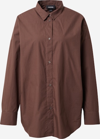 Chemisier Monki en marron : devant