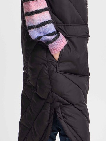 PULZ Jeans Vest 'Katalin' in Black