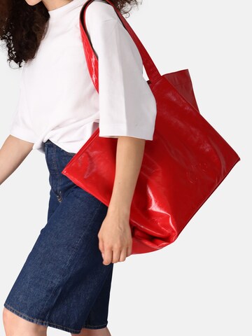 Clio Shopper in Red