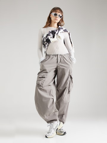 BDG Urban Outfitters - Tapered Calças cargo em cinzento