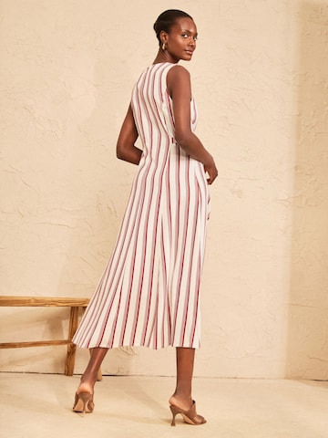 love & roses Kleid in Beige