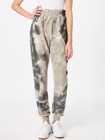 ABOUT YOU Tapered Pants 'Sheila' in Grey: front
