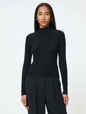 Koton Sweater in Black: front