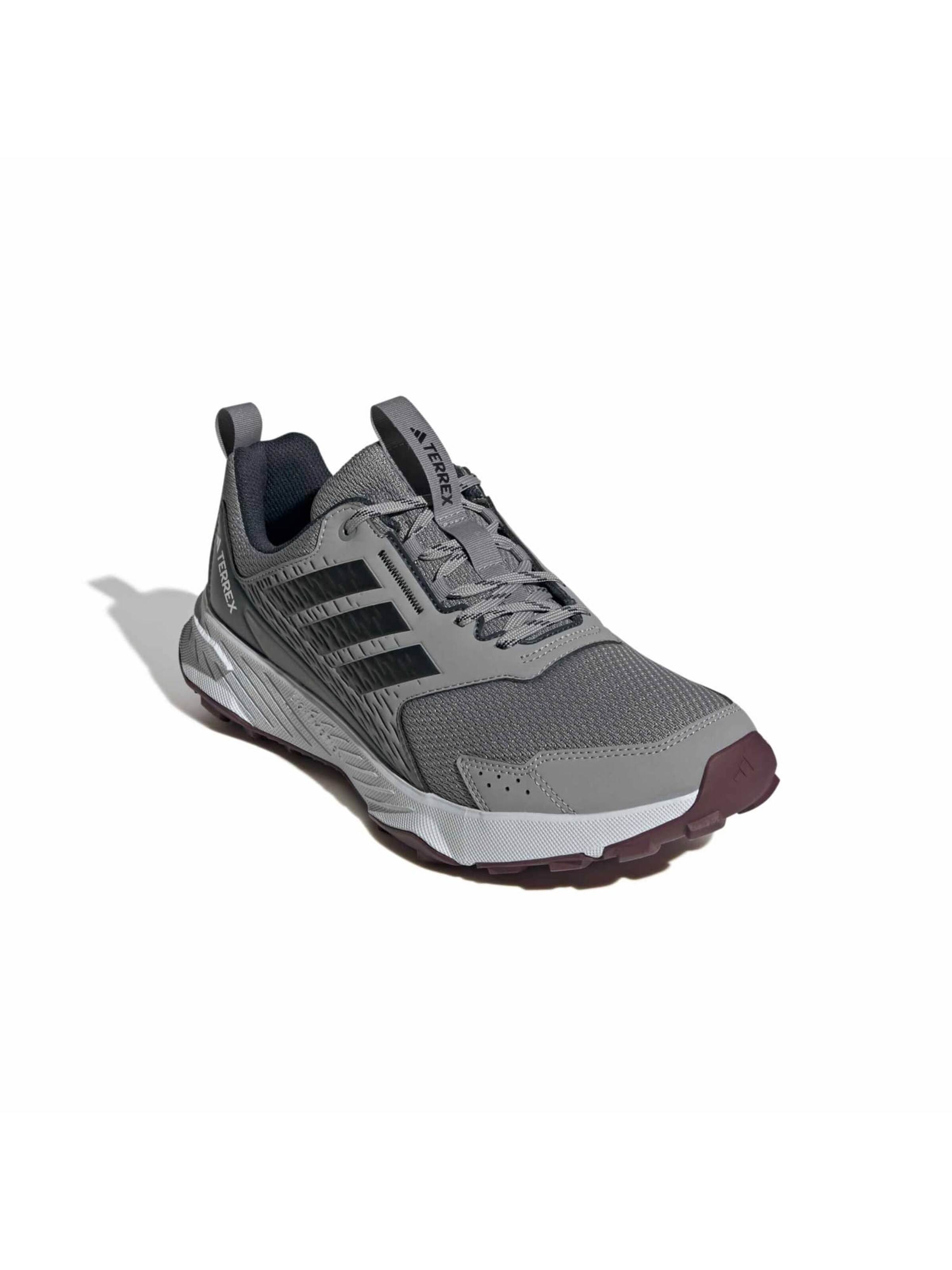 Chaussure basse 'TRACEFINDER 2' ADIDAS TERREX en gris : devant