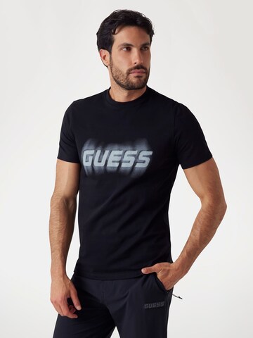 GUESS T-Shirt in Schwarz: Vorderseite