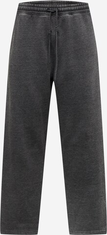 Mennace Pants in Grey: front