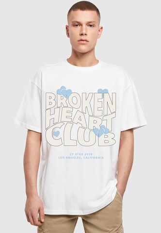 2Y Studios Bluser & t-shirts 'Broken Heart Club' i hvid: forside
