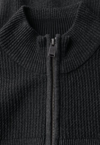 Street One MEN Strickjacke in Grau