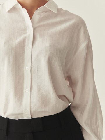 TATUUM Blúz 'NAYA' - fehér