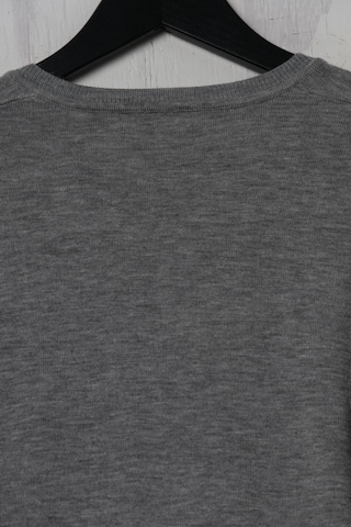 UNBEKANNT Sweater & Cardigan in L in Grey