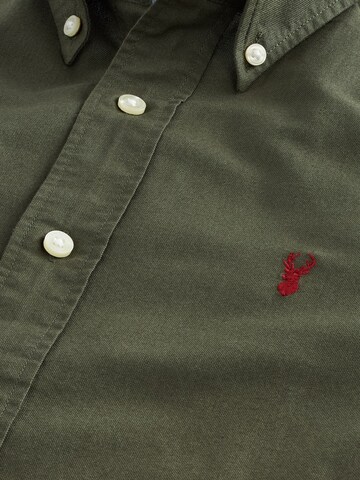 Next - Ajuste regular Camisa en verde