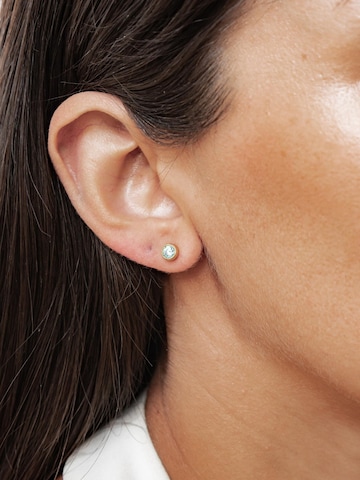Hey Happiness - Pendientes 'Aquamarine Bezel Cubic Zirconia' en oro
