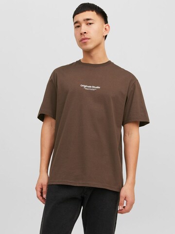 JACK & JONES T-shirt 'Vesterbro' i brun: framsida