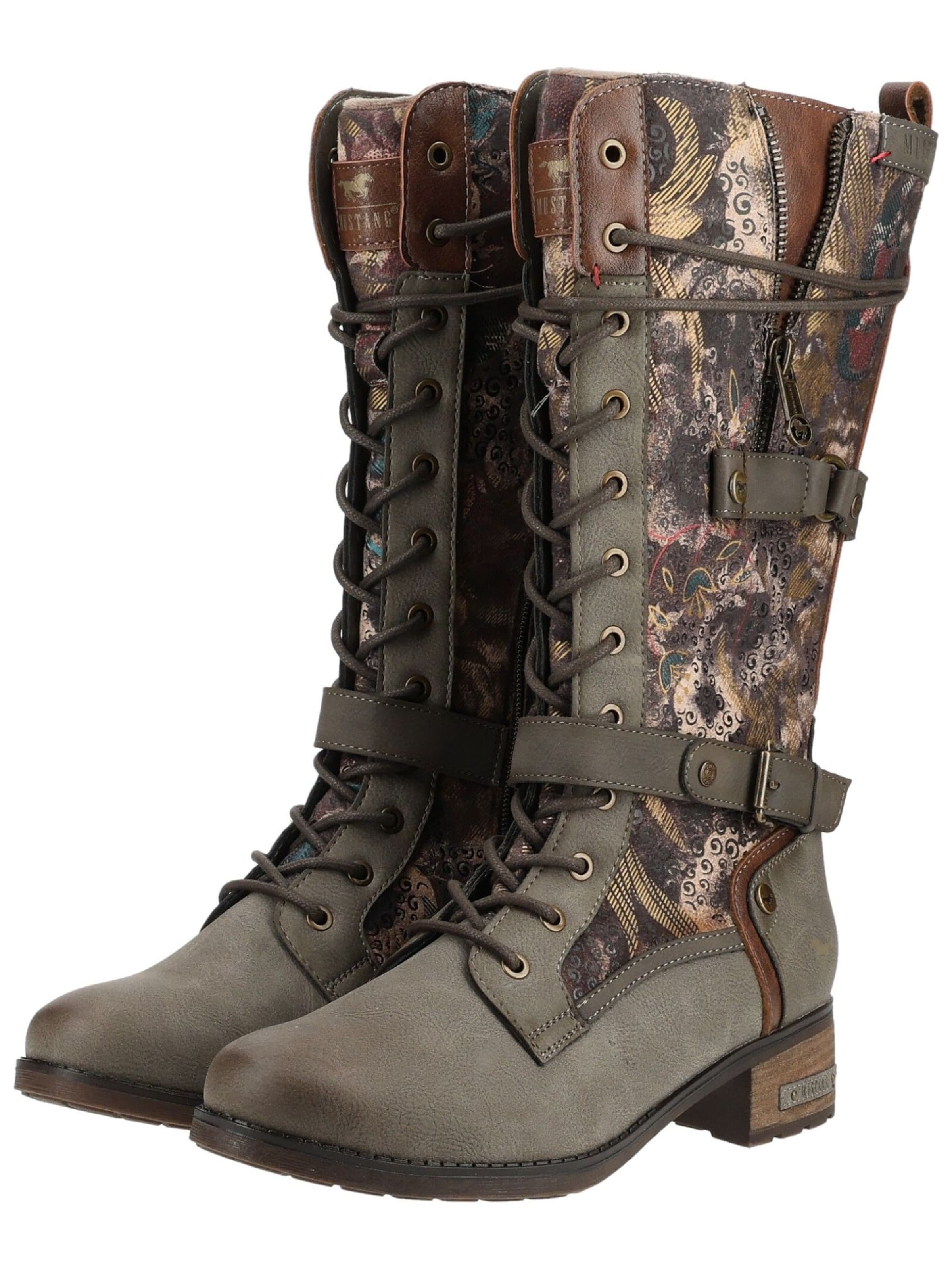 Bottes à lacets MUSTANG en vert