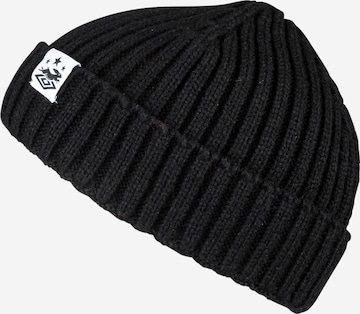 Pacemaker Beanie in Black: front