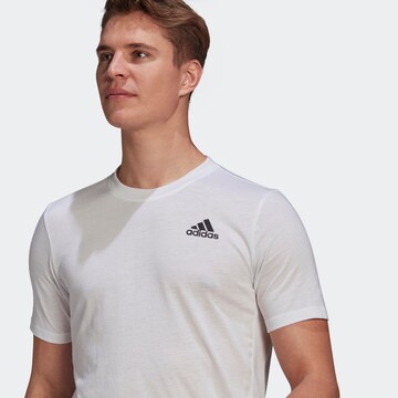 ADIDAS SPORTSWEAR Functioneel shirt 'Aeroready Designed To Move' in Wit