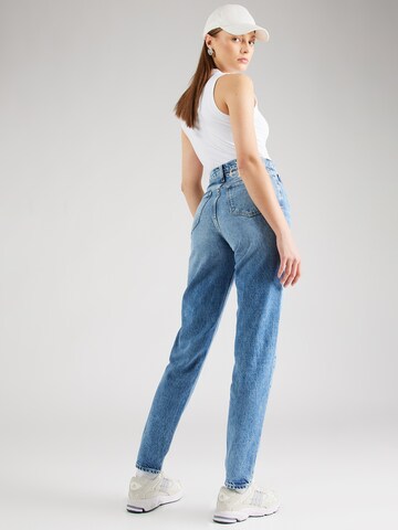 Calvin Klein Jeans Regular Jeans 'MOM Jeans' in Blau